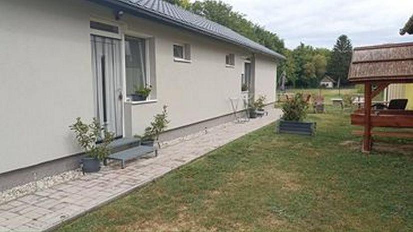 Sueni Apartman Ordacsehi Екстериор снимка