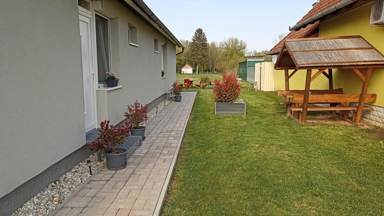 Sueni Apartman Ordacsehi Екстериор снимка