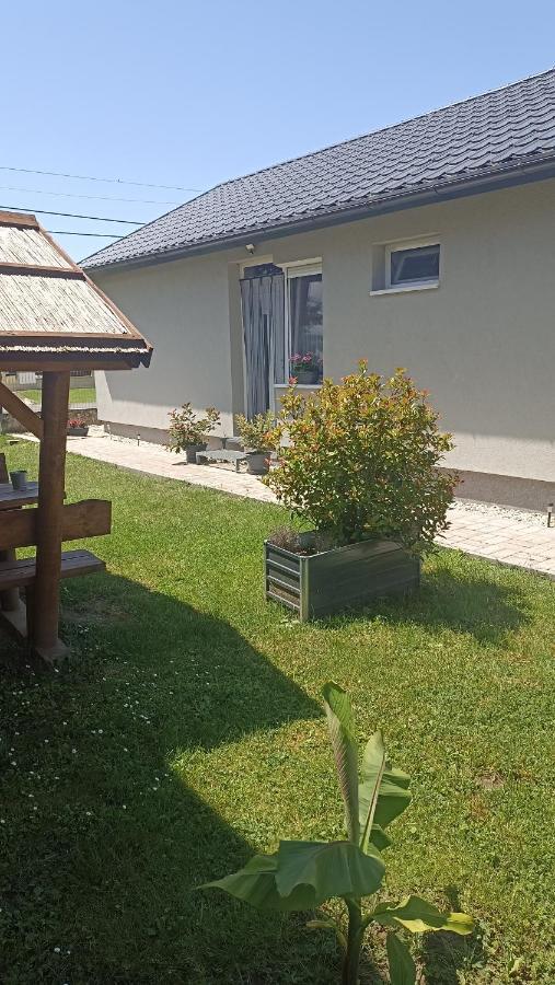 Sueni Apartman Ordacsehi Екстериор снимка
